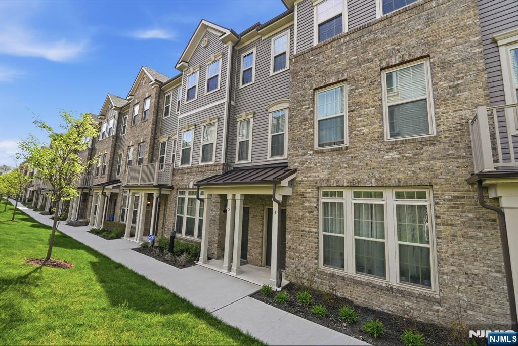 3 Arnold Drive Wood-Ridge, NJ 07075 - Photo 3 of 46