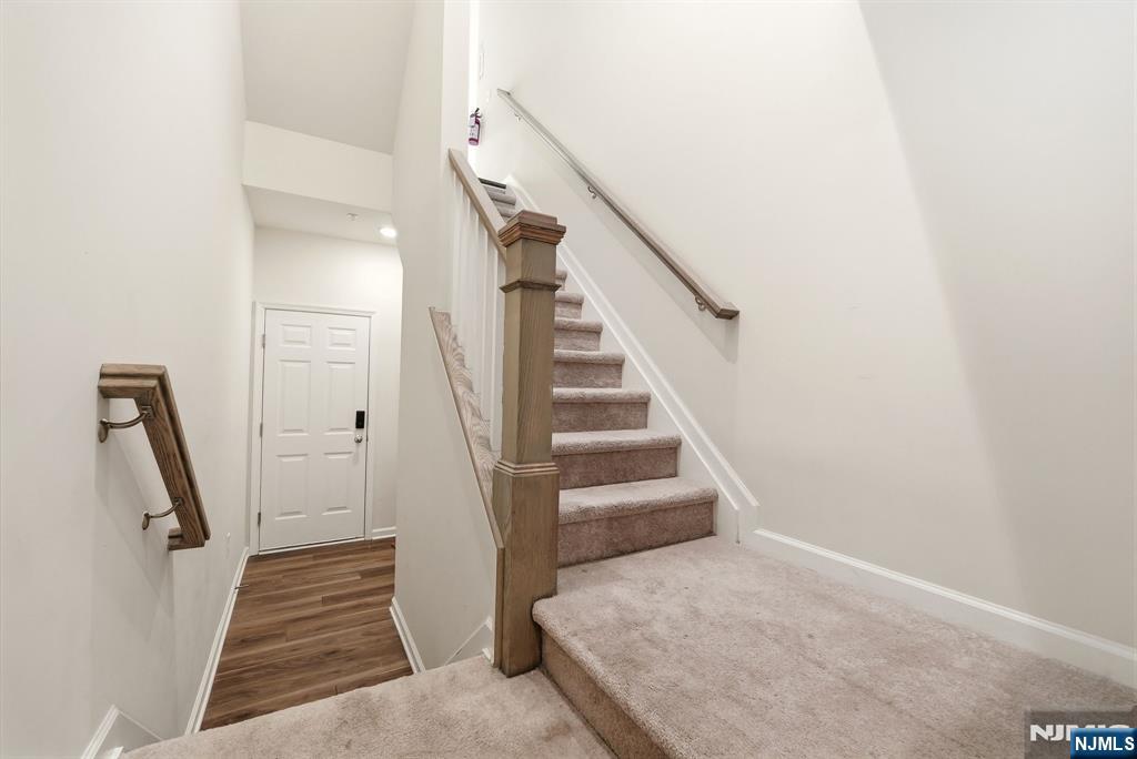 3 Arnold Drive Wood-Ridge, NJ 07075 - Photo 6 of 46