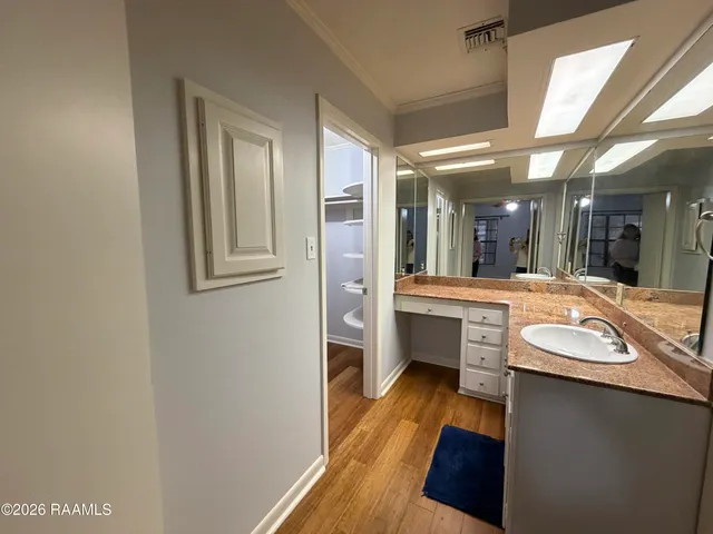 $2,500 | 1103 E Bayou, Lafayette, LA 70508