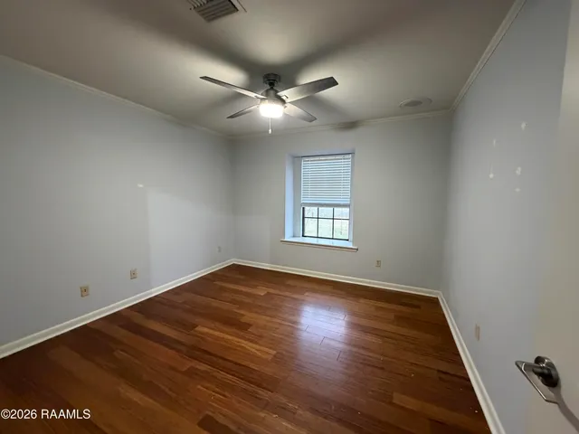 $2,500 | 1103 E Bayou, Lafayette, LA 70508