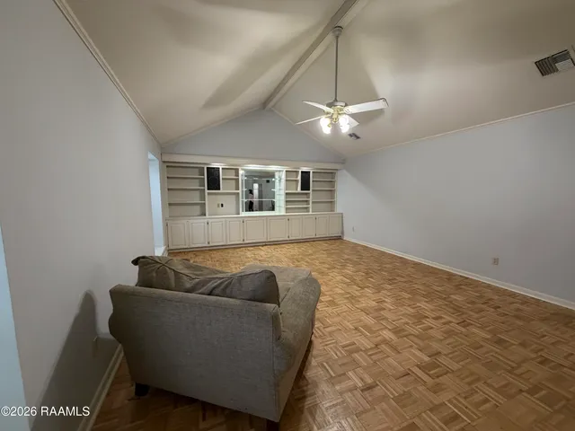 $2,500 | 1103 E Bayou, Lafayette, LA 70508