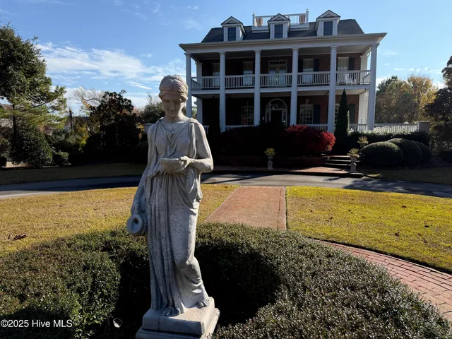 $4,300,000 | 118 Buena Vista Drive, Newport, NC 28570