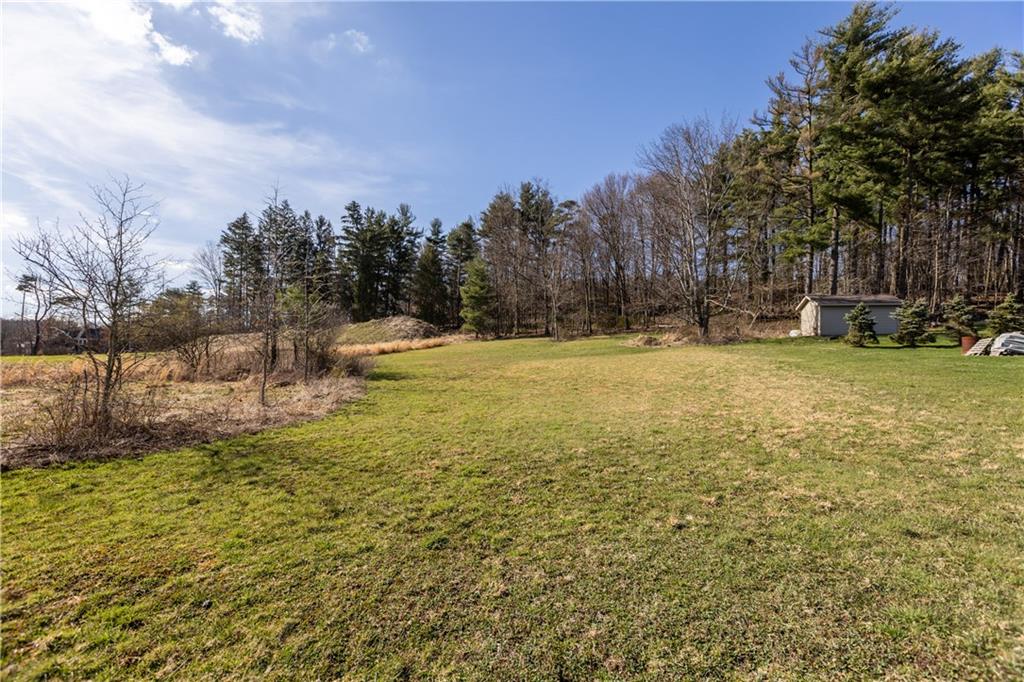 314 Myoma Road Mars, PA 16046 - Photo 4 of 21 Gallery Image 4