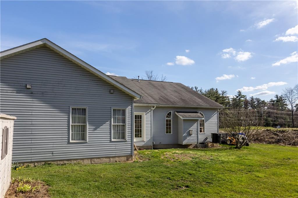 314 Myoma Road Mars, PA 16046 - Photo 5 of 21 Gallery Image 5