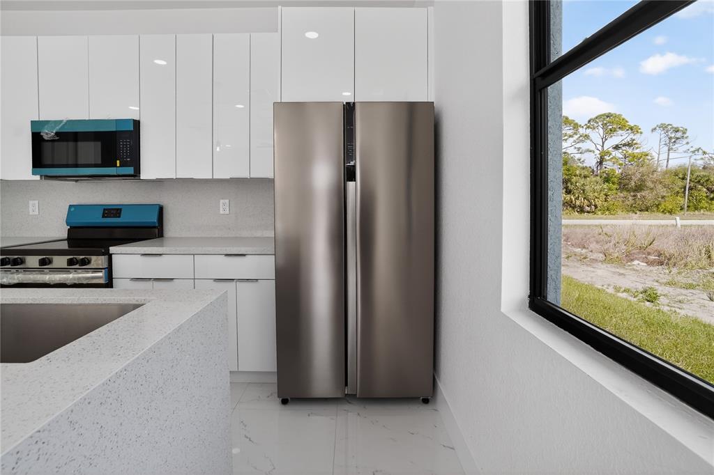 336 Sunset Road Rotonda West, FL 33947 - Photo 13 of 65