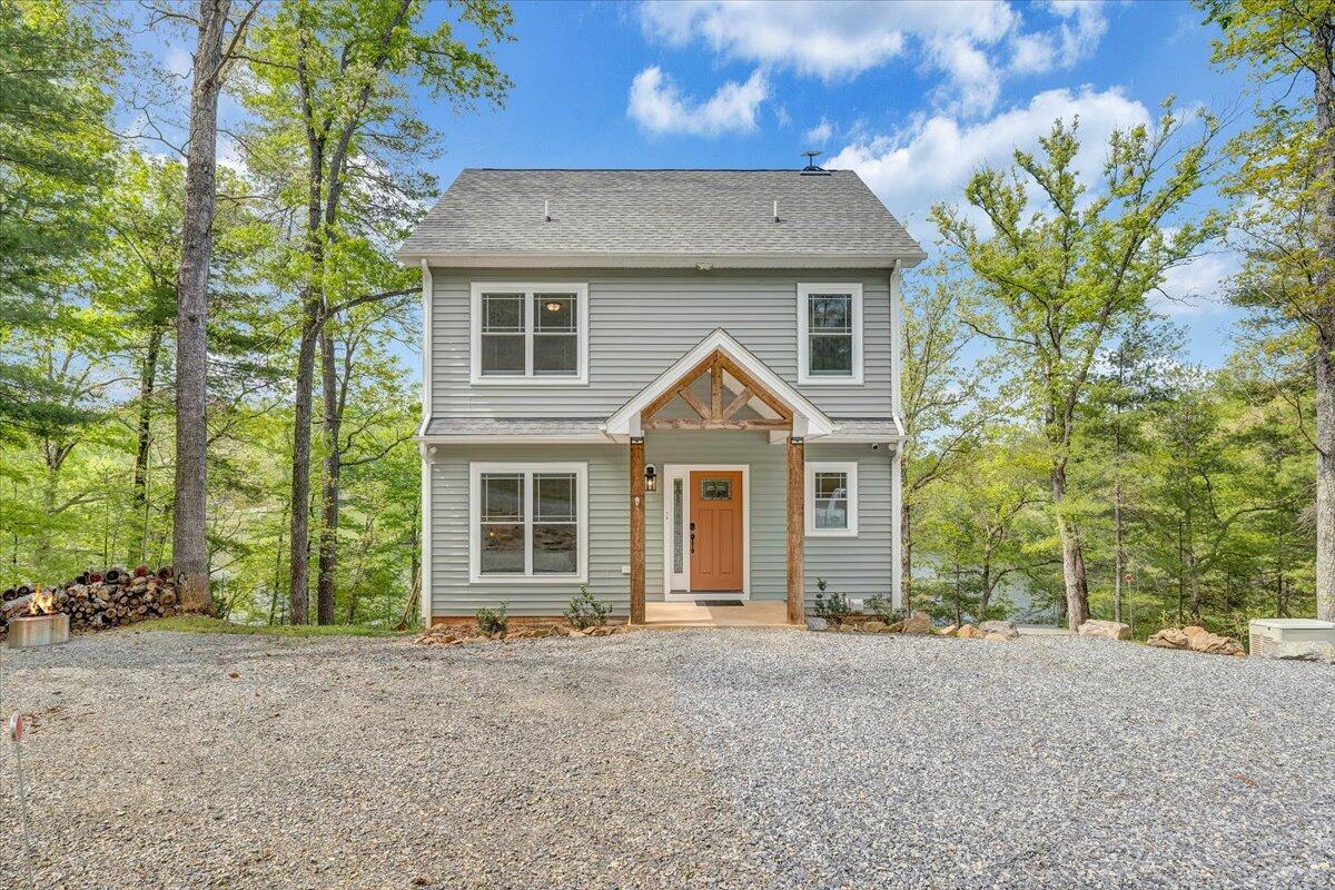 1373 Thomason Lane Goodview, VA 24095 - Photo 47 of 89 front view of a house with a yard