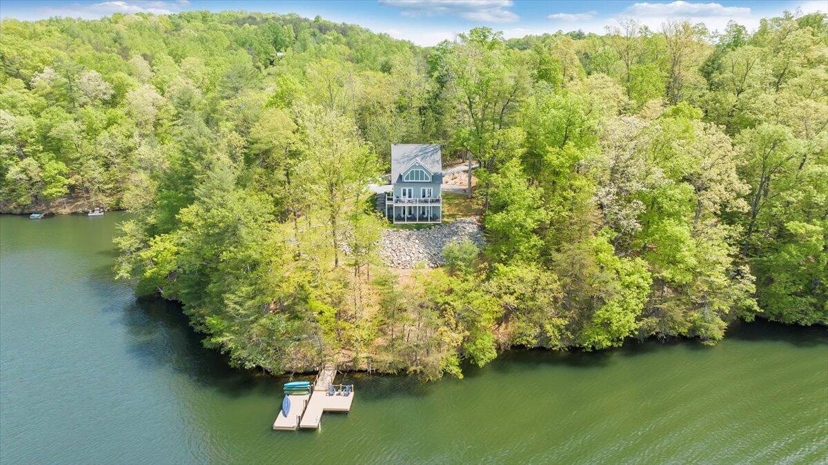 1373 Thomason Lane Goodview, VA 24095 - Photo 67 of 89 67-dji_fly_20240427_121324_0135_17142582