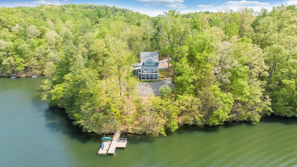 1373 Thomason Lane Goodview, VA 24095 - Photo 73 of 89 73-dji_fly_20240427_121324_0135_17142582
