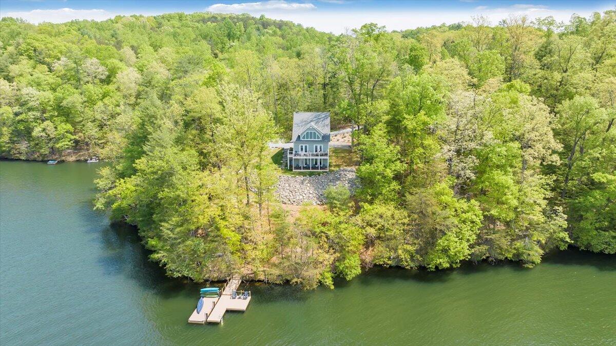 1373 Thomason Lane Goodview, VA 24095 - Photo 75 of 89 75-dji_fly_20240427_121346_0137_17142583