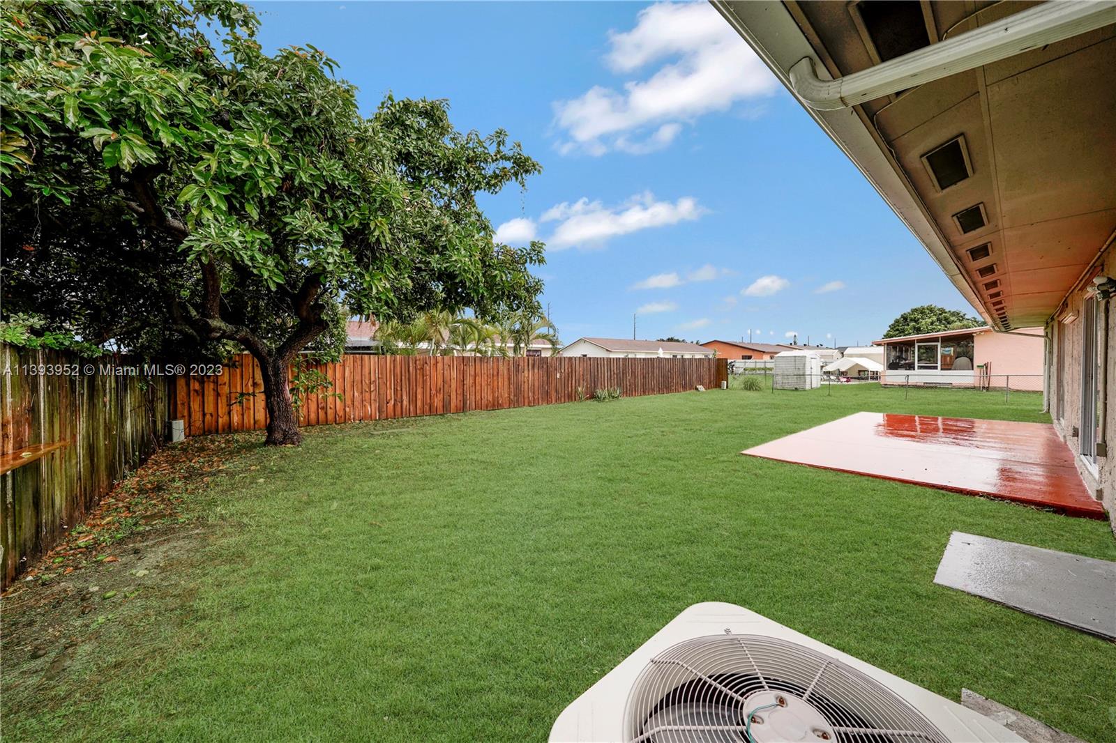 16813 Southwest 107th Place Miami, FL 33157 - Photo 20 of 28