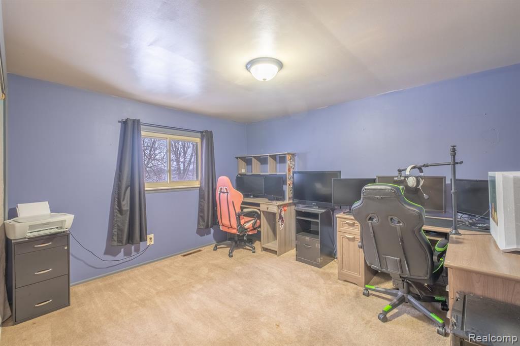 5636 Genesee Road Lapeer, MI 48446 - Photo 12 of 24