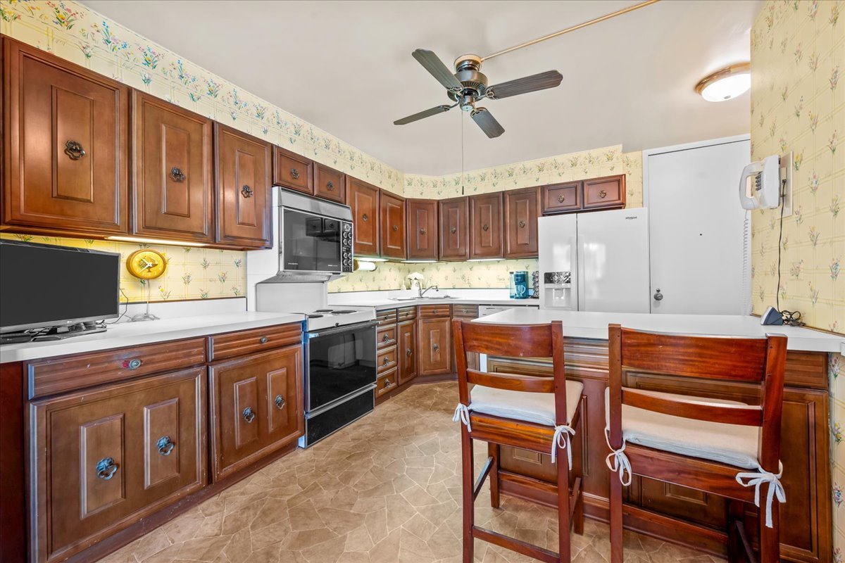 1500 Sheridan Road, Unit 2I Wilmette, IL 60091 - Photo 10 of 29