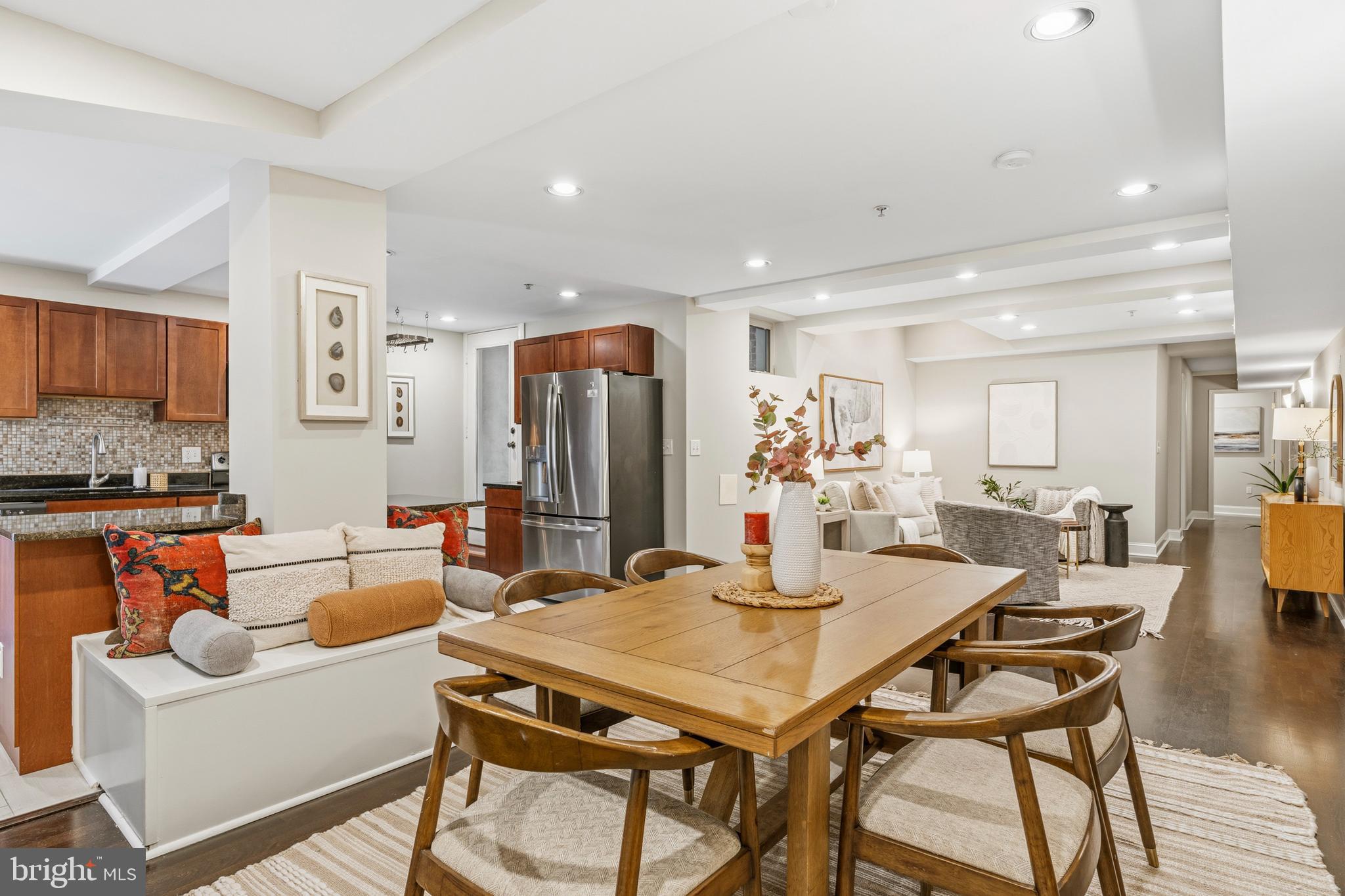 1321 Euclid Street Northwest, Unit T1 Washington, DC 20009 - Photo 2 of 24