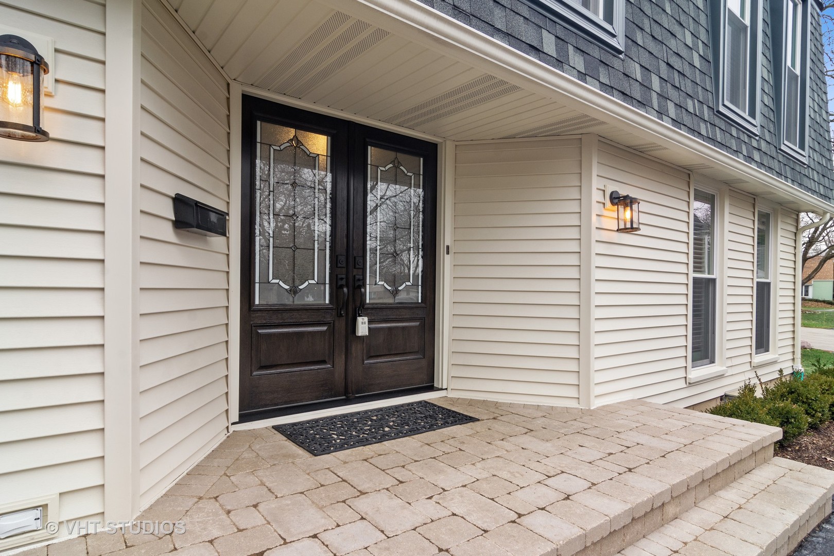 2 Woodbine Road Rolling Meadows, IL 60008 - Photo 2 of 29 Gallery Image 2