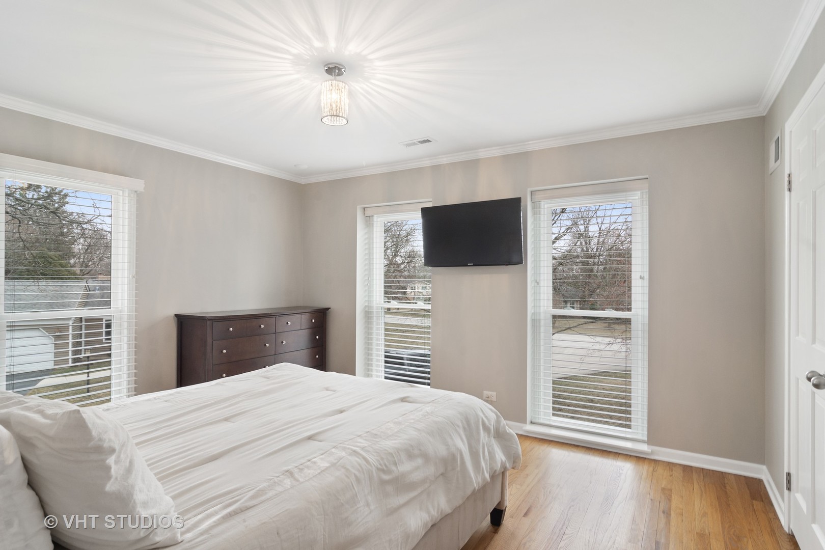 2 Woodbine Road Rolling Meadows, IL 60008 - Photo 18 of 29 Gallery Image 18