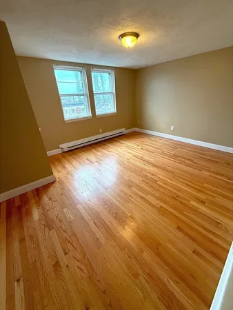 $2,800 | 435 Essex Street, Unit 5, Lynn, MA 01902