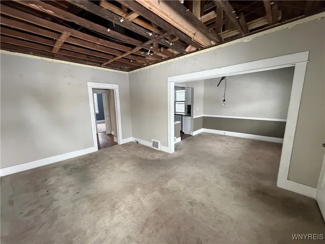 $139,900 | 30 Enola Avenue, Tonawanda, NY 14217