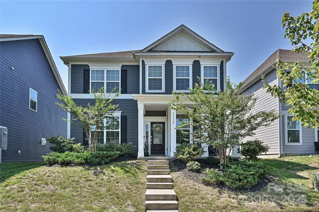 $562,500 | 17318 Gladys Way, Davidson, NC 28036