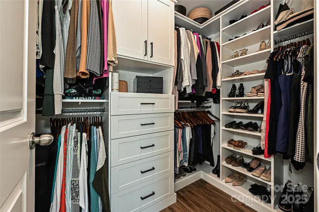 $562,500 | 17318 Gladys Way, Davidson, NC 28036