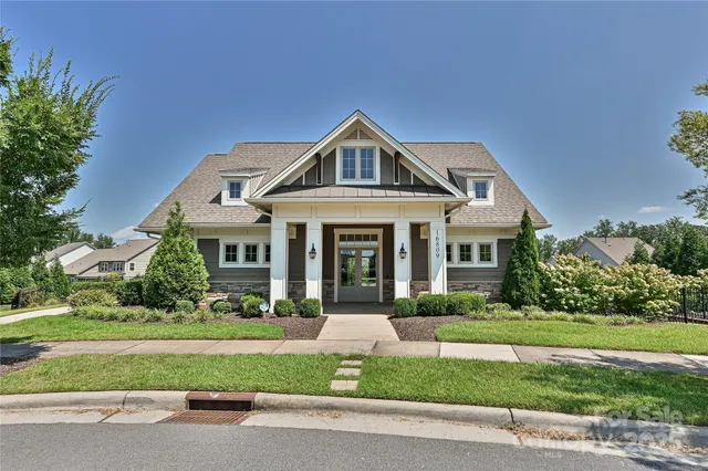 $562,500 | 17318 Gladys Way, Davidson, NC 28036