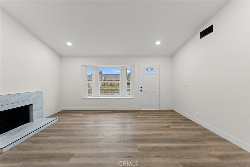 1365 West Etiwanda Avenue Rialto, CA 92376 - Photo 5 of 32