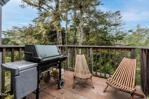 a view of deck and patio