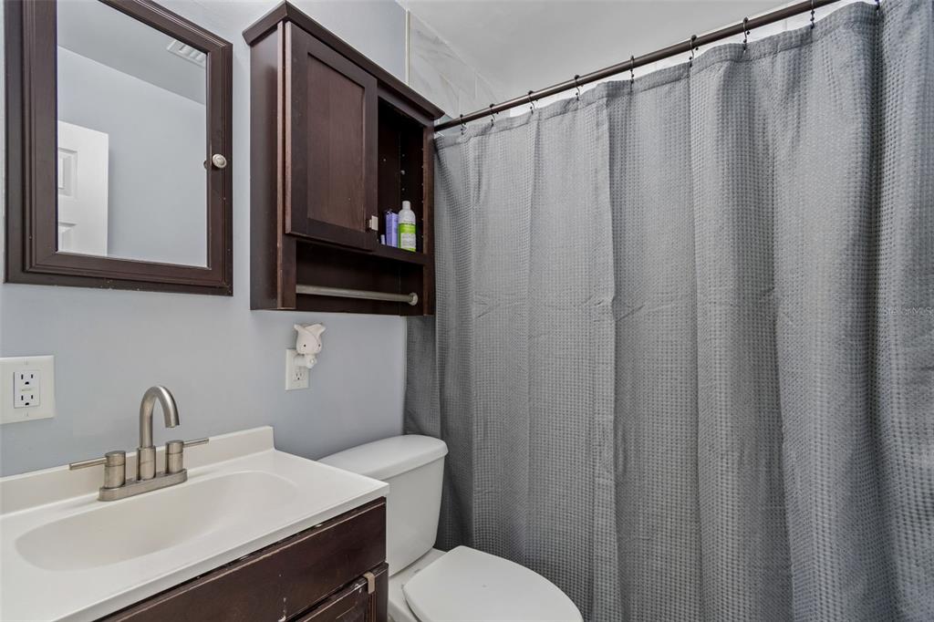 5501 82nd Avenue North Pinellas Park, FL 33781 - Photo 29 of 42