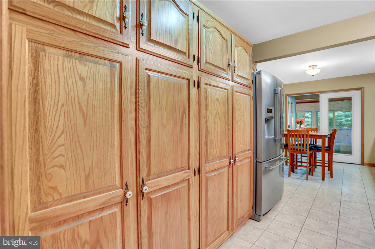 304 High Mountain Road Shippensburg, PA 17257 - Photo 15 of 51