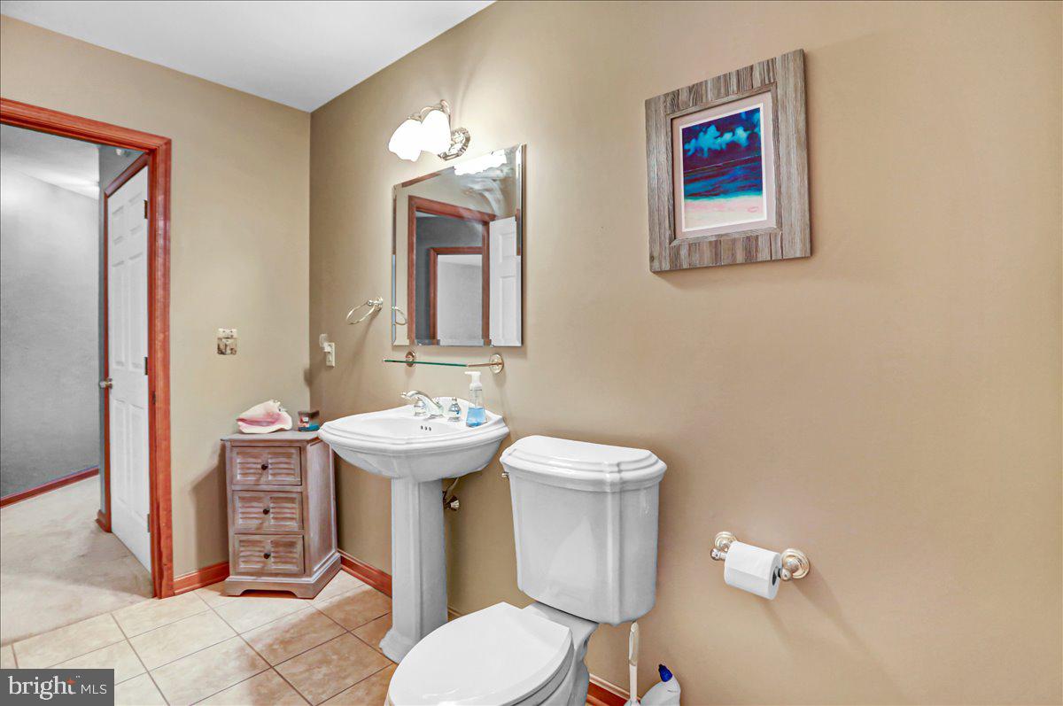 304 High Mountain Road Shippensburg, PA 17257 - Photo 22 of 51