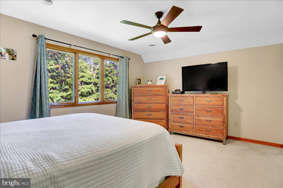 304 High Mountain Road Shippensburg, PA 17257 - Photo 32 of 51