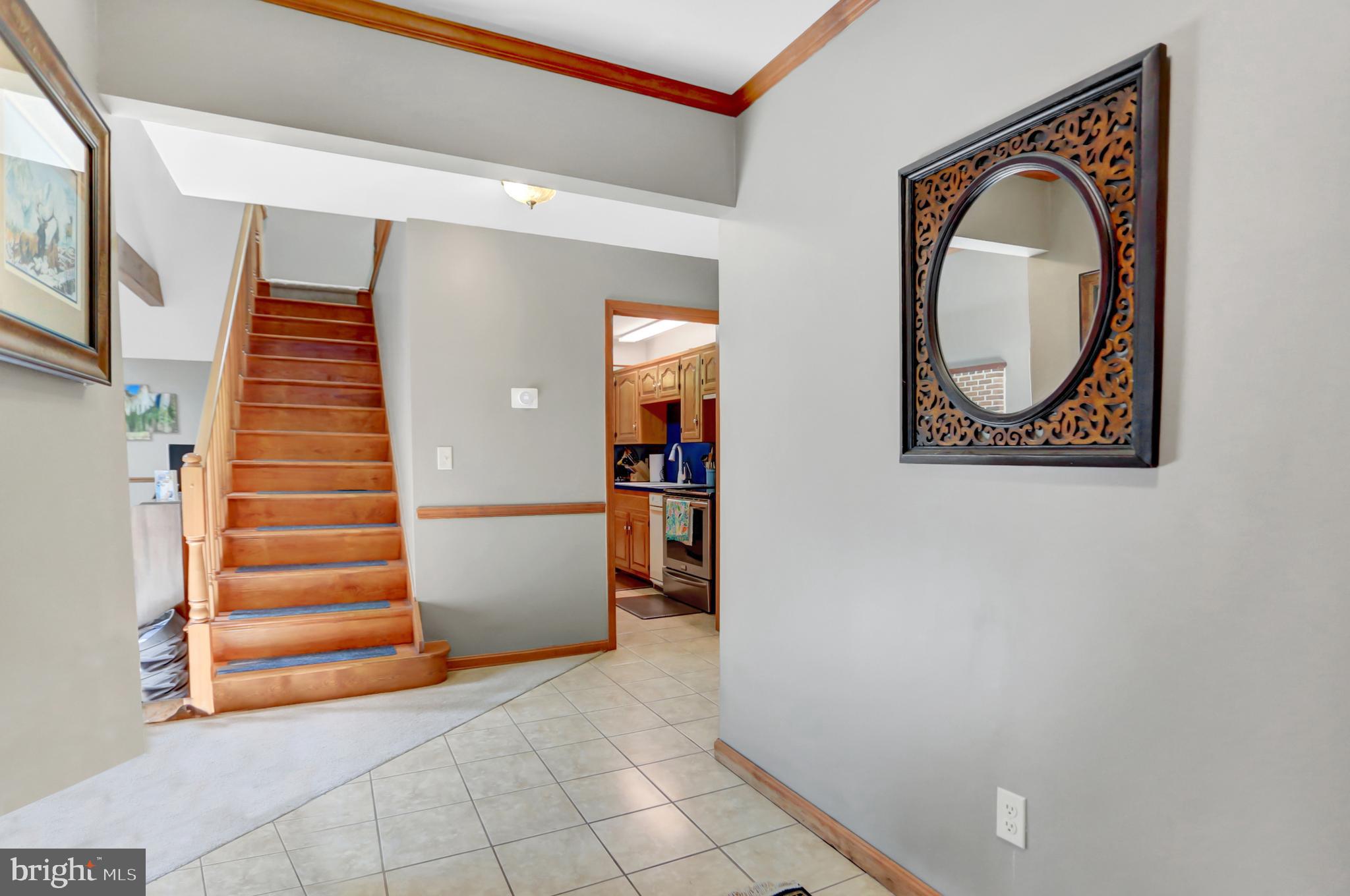 304 High Mountain Road Shippensburg, PA 17257 - Photo 5 of 51