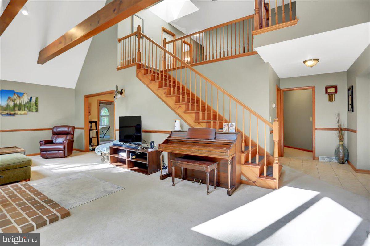 304 High Mountain Road Shippensburg, PA 17257 - Photo 8 of 51