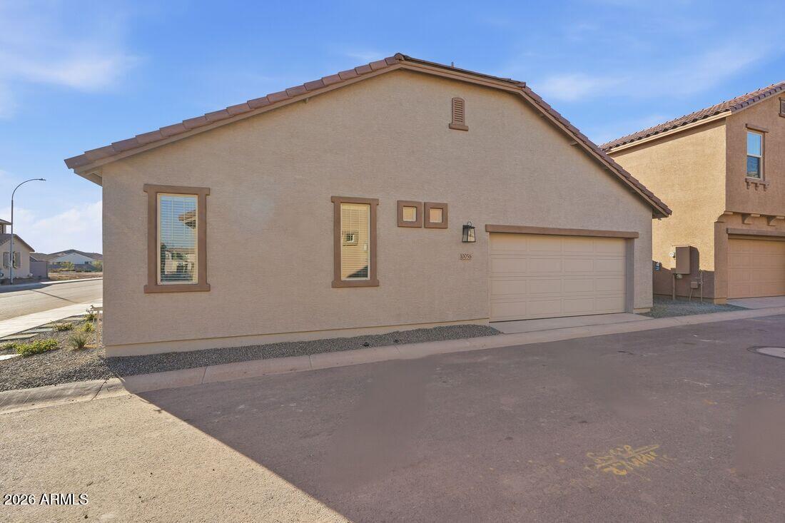 10056 West Piccadilly Road Avondale, AZ 85392 - Photo 29 of 49 hj-az-phoenix-parkside-villas-cc-rm1-lot