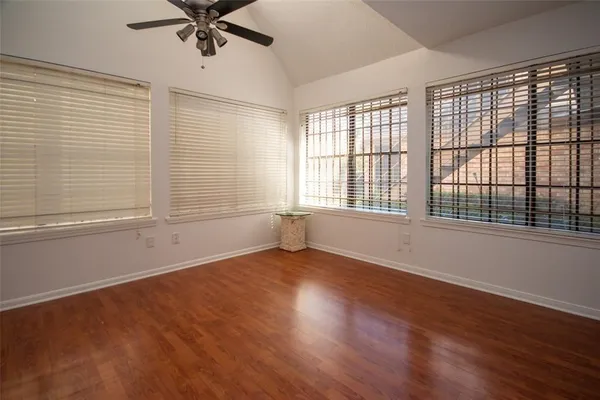 $1,250 | 2425 Holly Hall Street, Unit 31, Houston, TX 77054