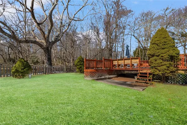 $2,950 | 1059 East Shore Road, Jamestown, RI 02835