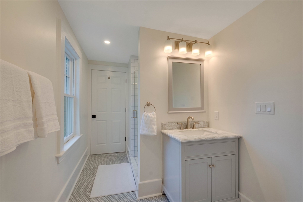 49 Bedford Road Lincoln, MA 01773 - Photo 27 of 42 Gallery Image 27