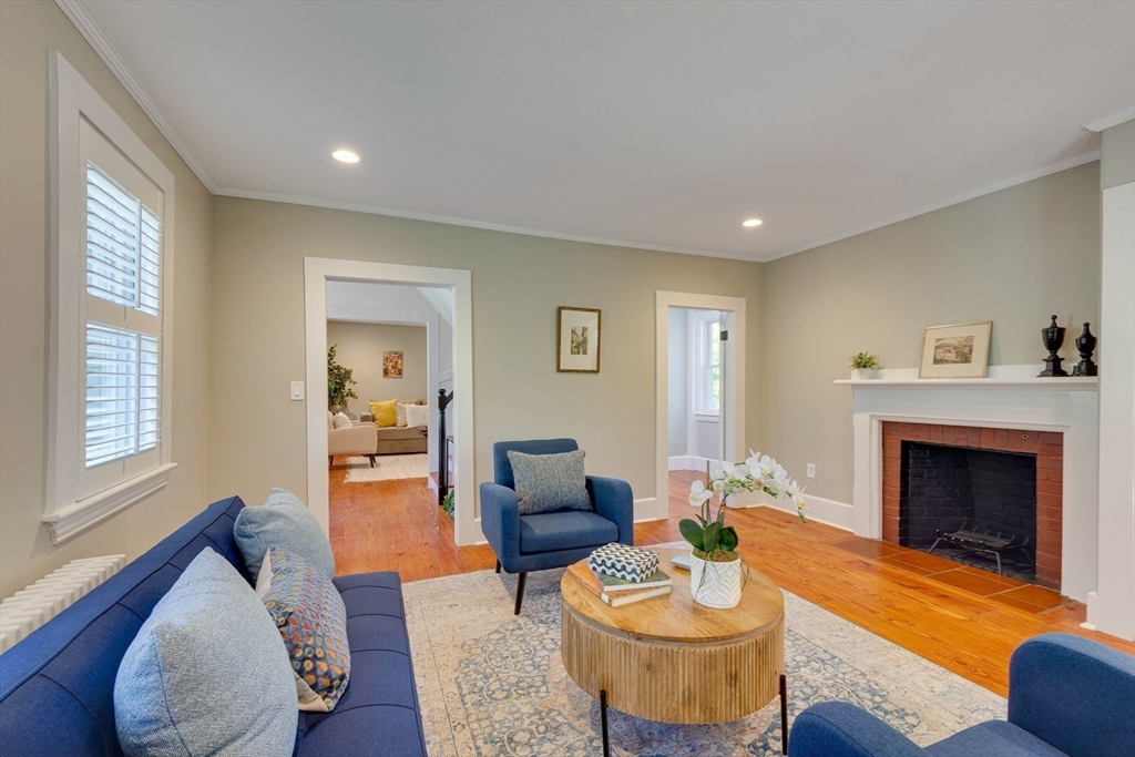 49 Bedford Road Lincoln, MA 01773 - Photo 3 of 42 Gallery Image 3