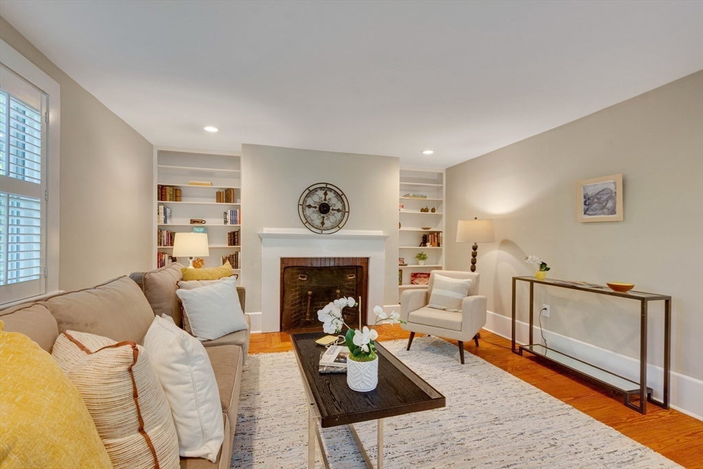 49 Bedford Road Lincoln, MA 01773 - Photo 6 of 42 Gallery Image 6