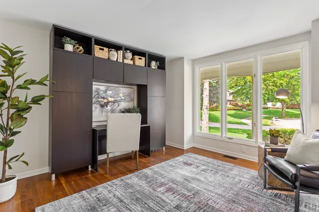 $720,000 | 6890 Duchess Court, Troy, MI 48098