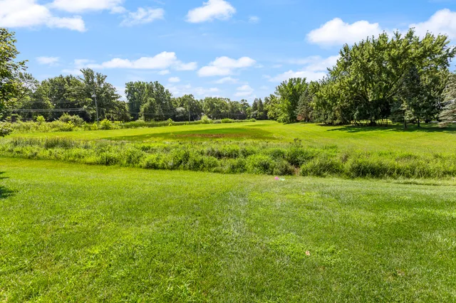 $720,000 | 6890 Duchess Court, Troy, MI 48098