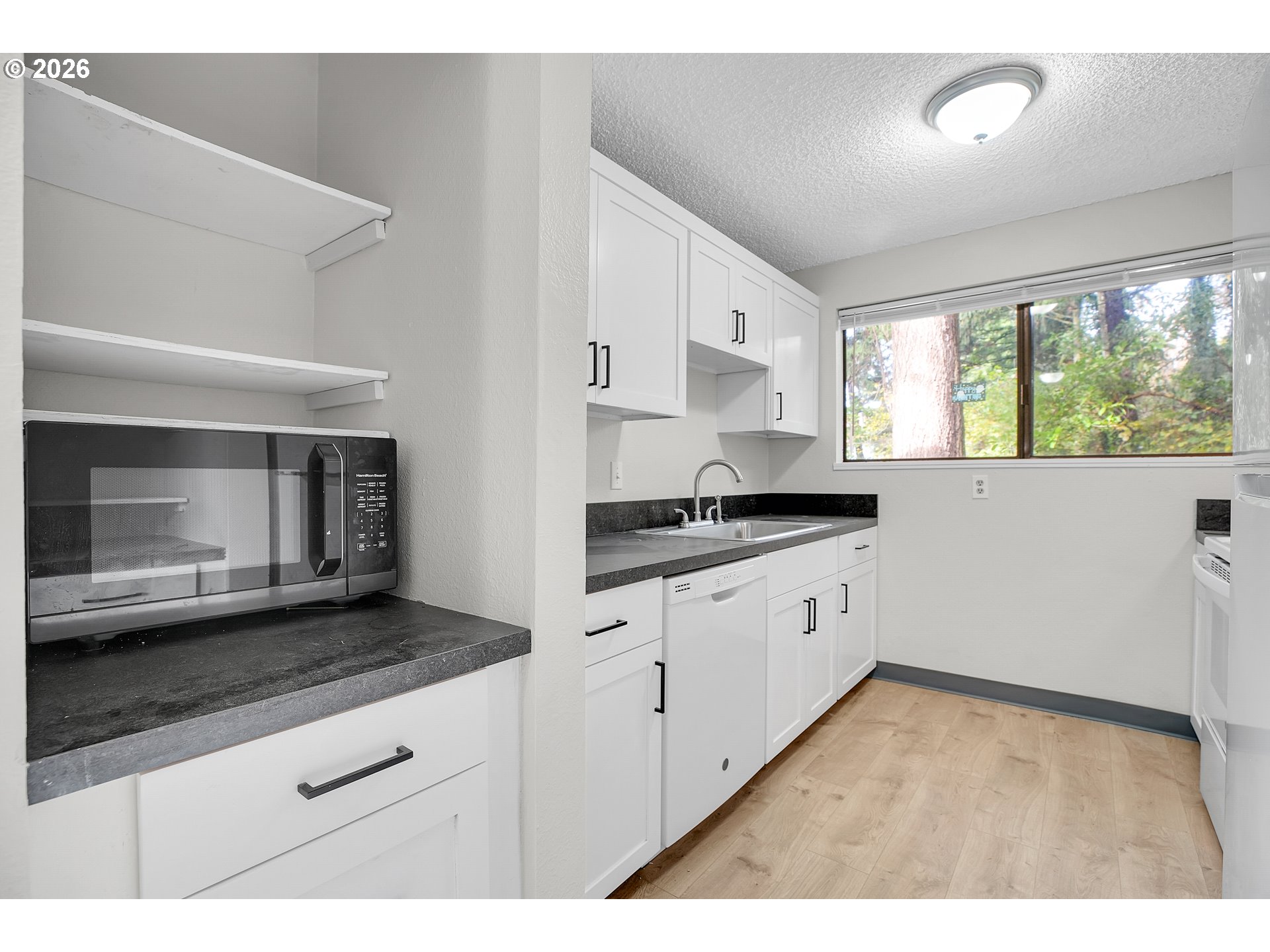 17788 Webster Road Gladstone, OR 97027 - Photo 11 of 47