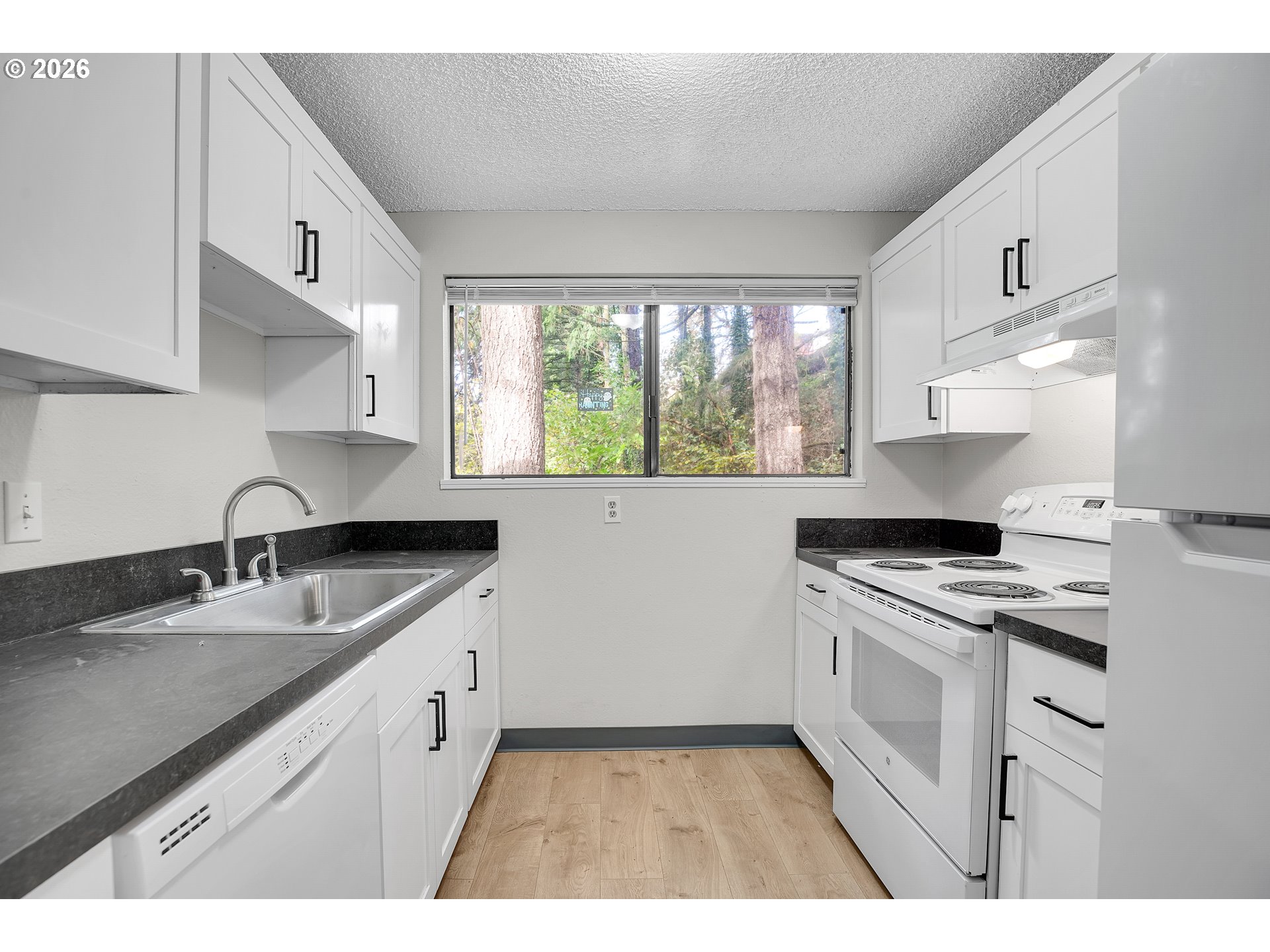 17788 Webster Road Gladstone, OR 97027 - Photo 12 of 47