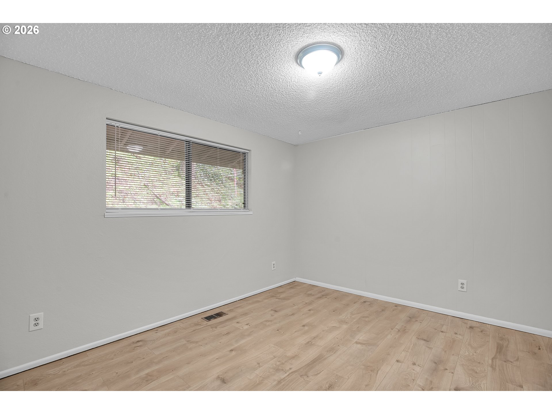 17788 Webster Road Gladstone, OR 97027 - Photo 17 of 47