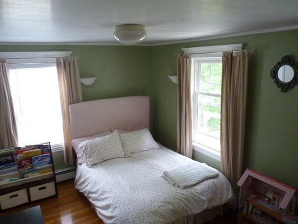 54 Harding Street Newton, MA 02465 - Photo 17 of 30 Gallery Image 17