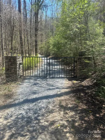 $571,000 | 40 Boulder Lane, Gerton, NC 28735