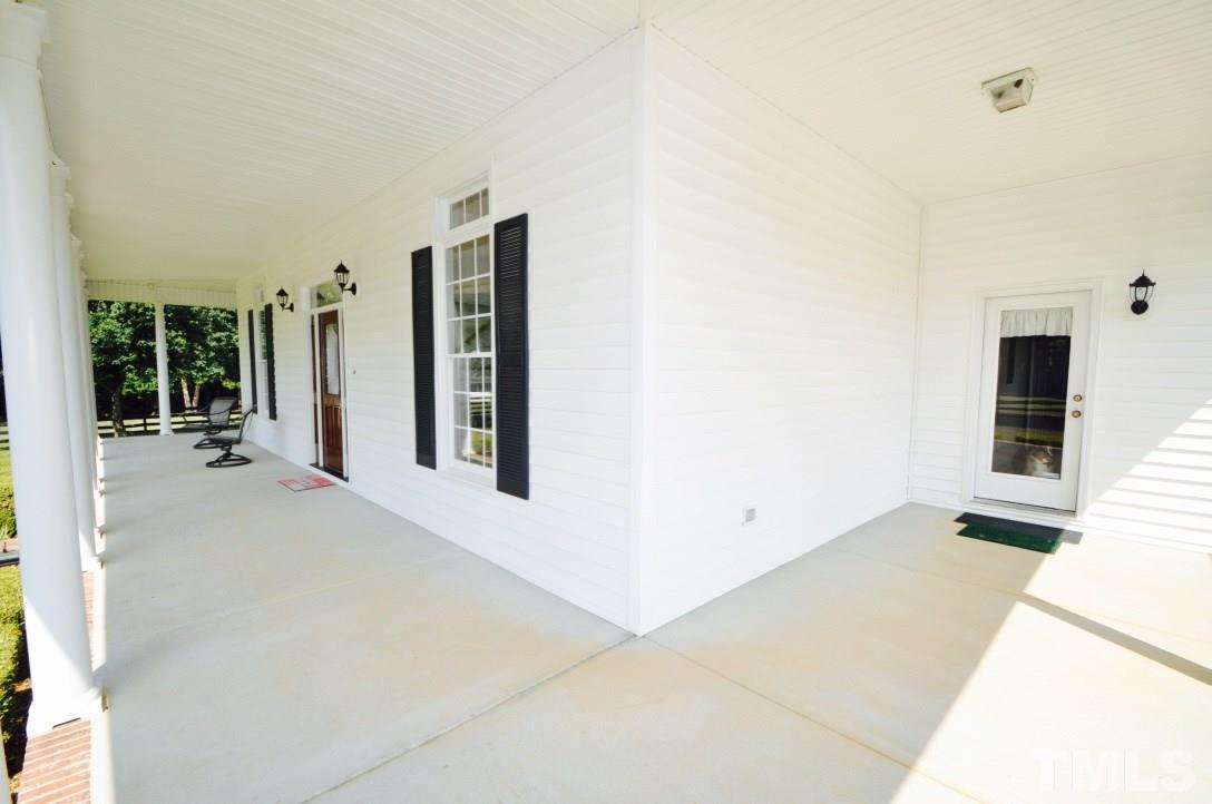 150 Jordan Narron Road Selma, NC 27576 - Photo 3 of 25 Gallery Image 3