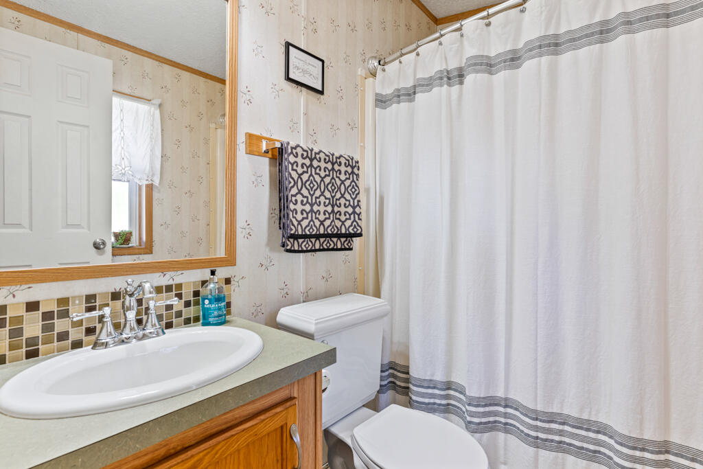 22 Arrowhead Drive Lisbon, ME 04250 - Photo 19 of 33 DSC09373