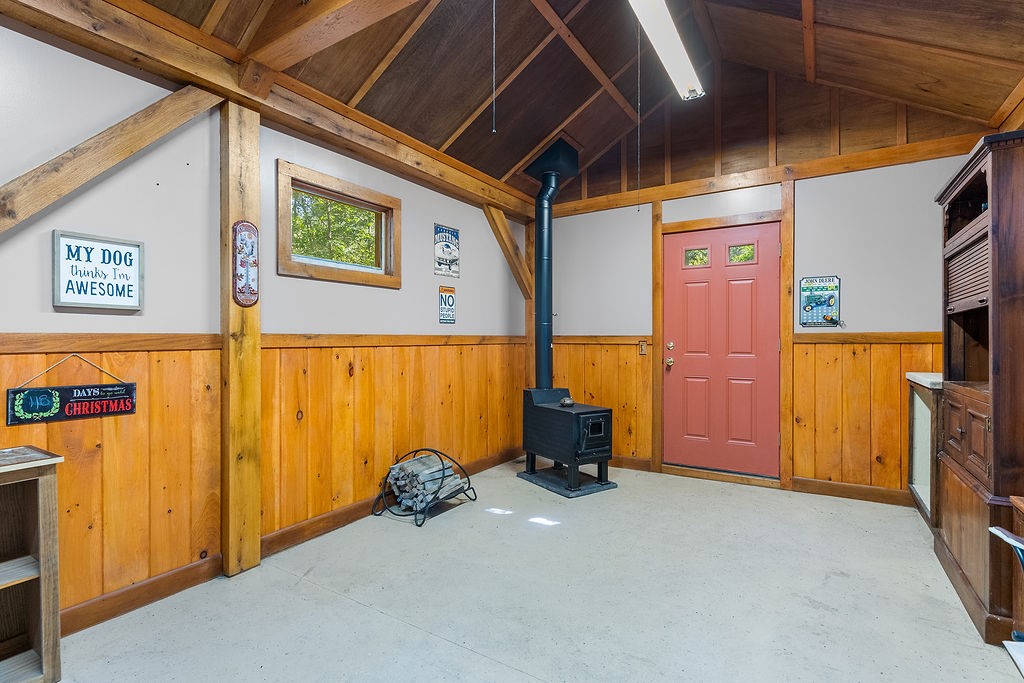 28 Crandall Road Tiverton, RI 02878 - Photo 29 of 32 Gallery Image 29