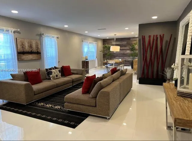 $5,800 | 13371 Southwest 97th Court, Miami, FL 33176