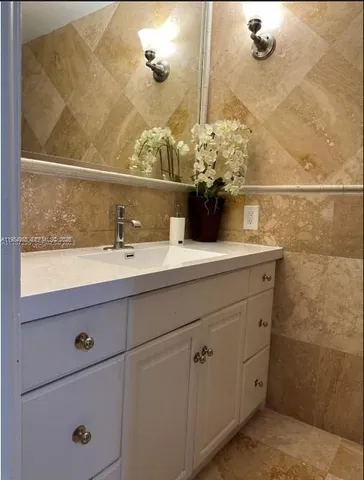 $5,800 | 13371 Southwest 97th Court, Miami, FL 33176